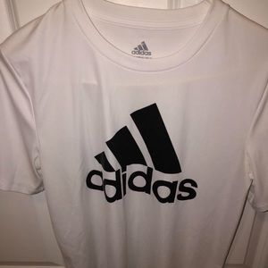 Adidas T-shirt